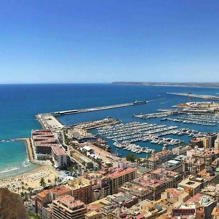Apartmán Atico Con Terraza En El Centro De Alicante Exteriér fotografie